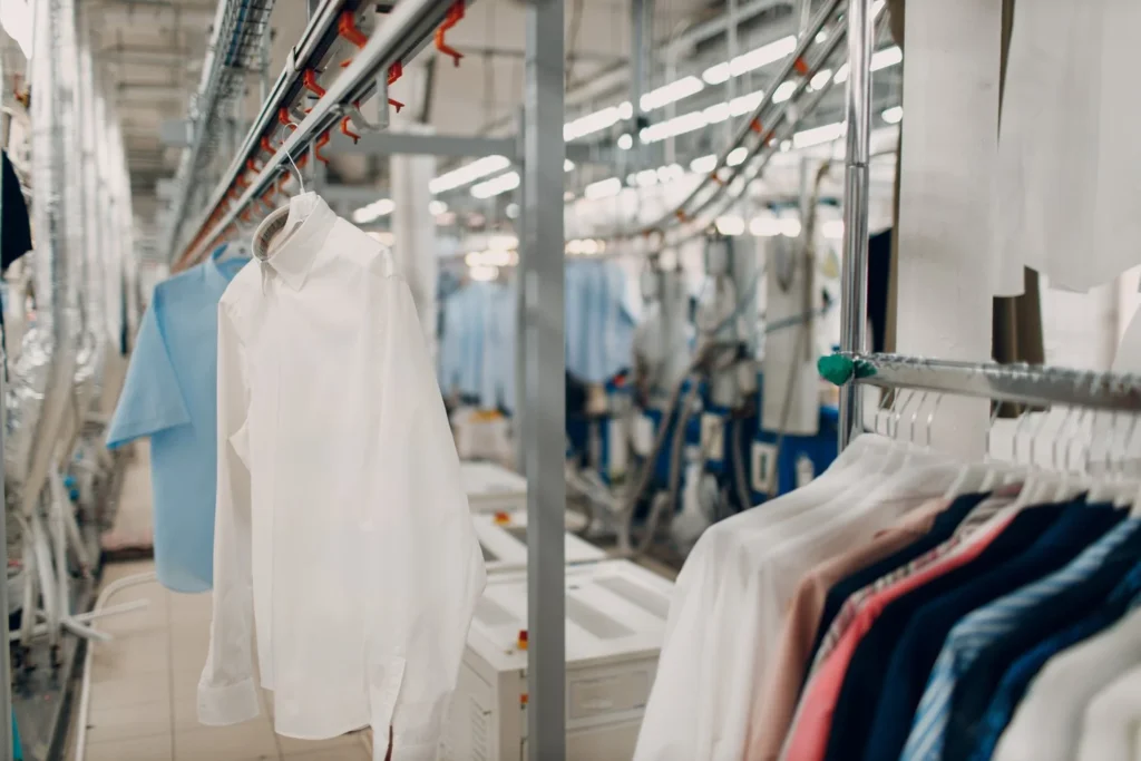 Doorstep Pickup & Delivery Dry Cleaners in Valverde, CA